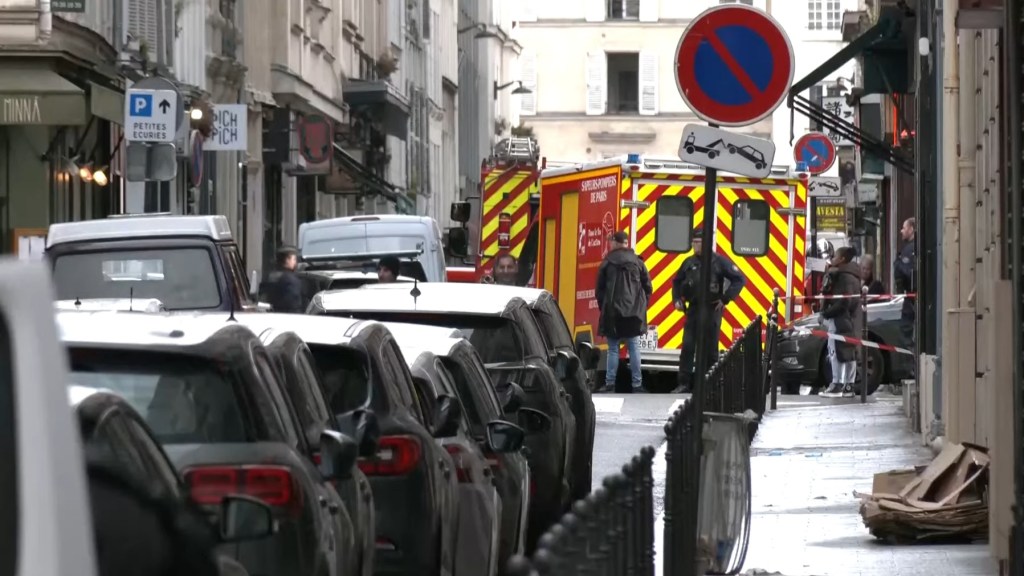 ÚLTIMA HORA: Un tiroteo en París deixa cando menos 2 mortos e 4&nbsp;feridos