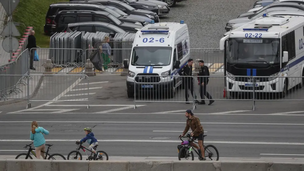 Putin blinda Moscova e rumoréase que fuxiu da cidade