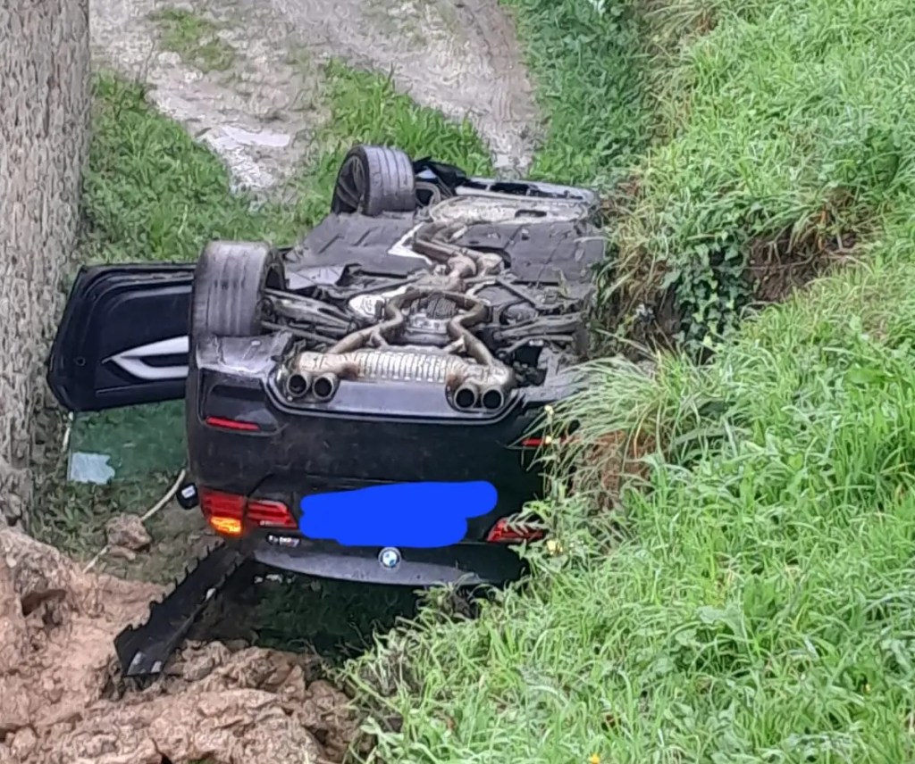 Un ferido tras saírse da PO-841 en&nbsp;Couso