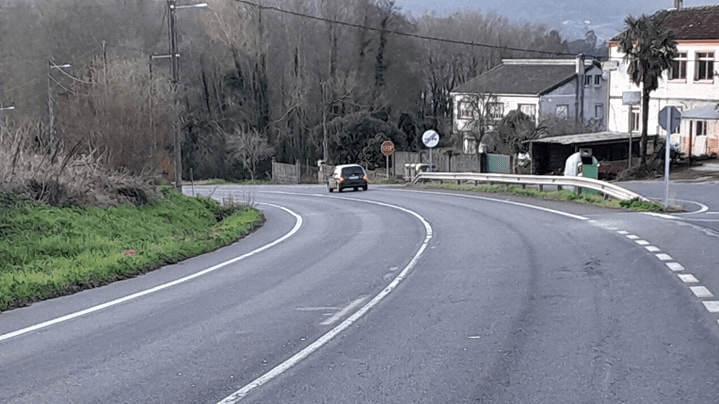 Retiran cristais na PO-841 ao seu paso por Santa Cristina de Vea