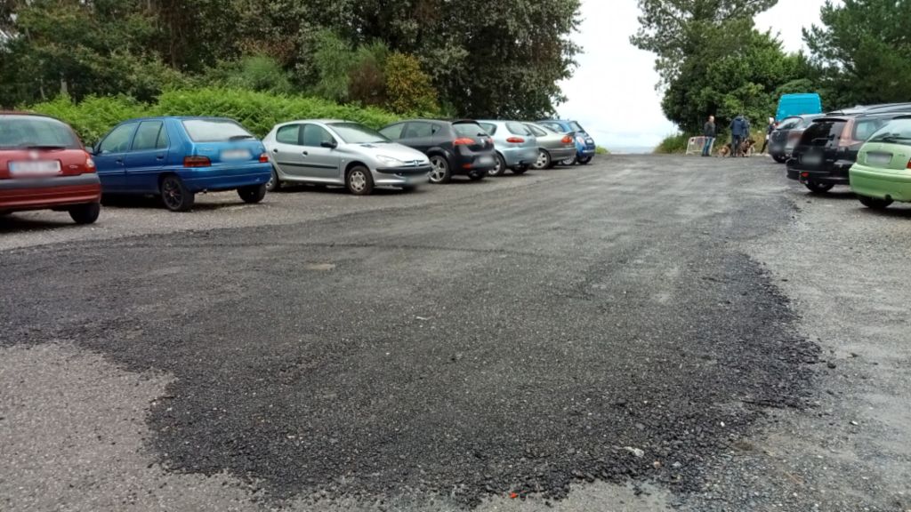 Arranxan os aparcadoiros da&nbsp;Estrada