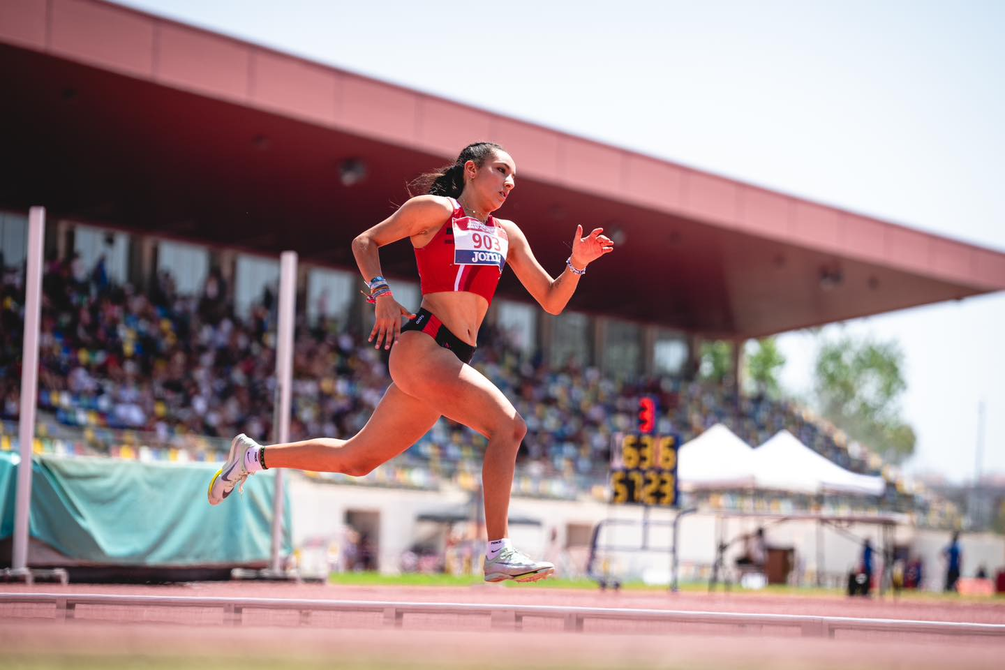 Al Bachere roza a súa marca persoal nos 400 metros do Campionato de España