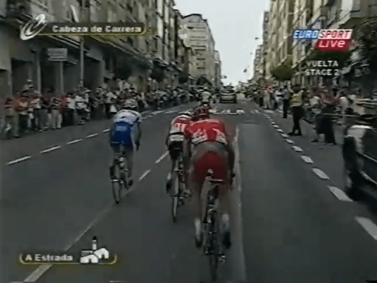 Cantas veces pasou a Volta a España pola&nbsp;Estrada?
