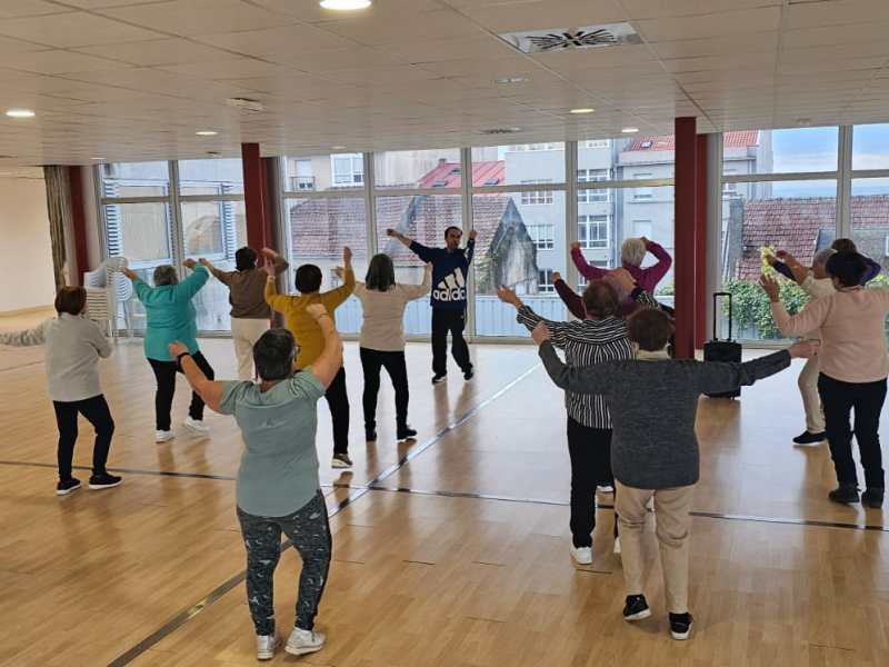 Comezan as clases de baile tradicional para&nbsp;maiores