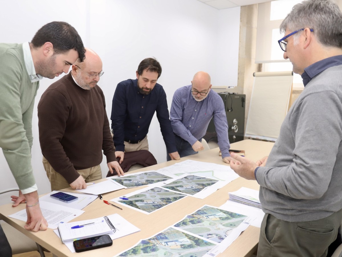 Concello e Xestur manteñen unha reunión sobre a ampliación do polígono de&nbsp;Toedo