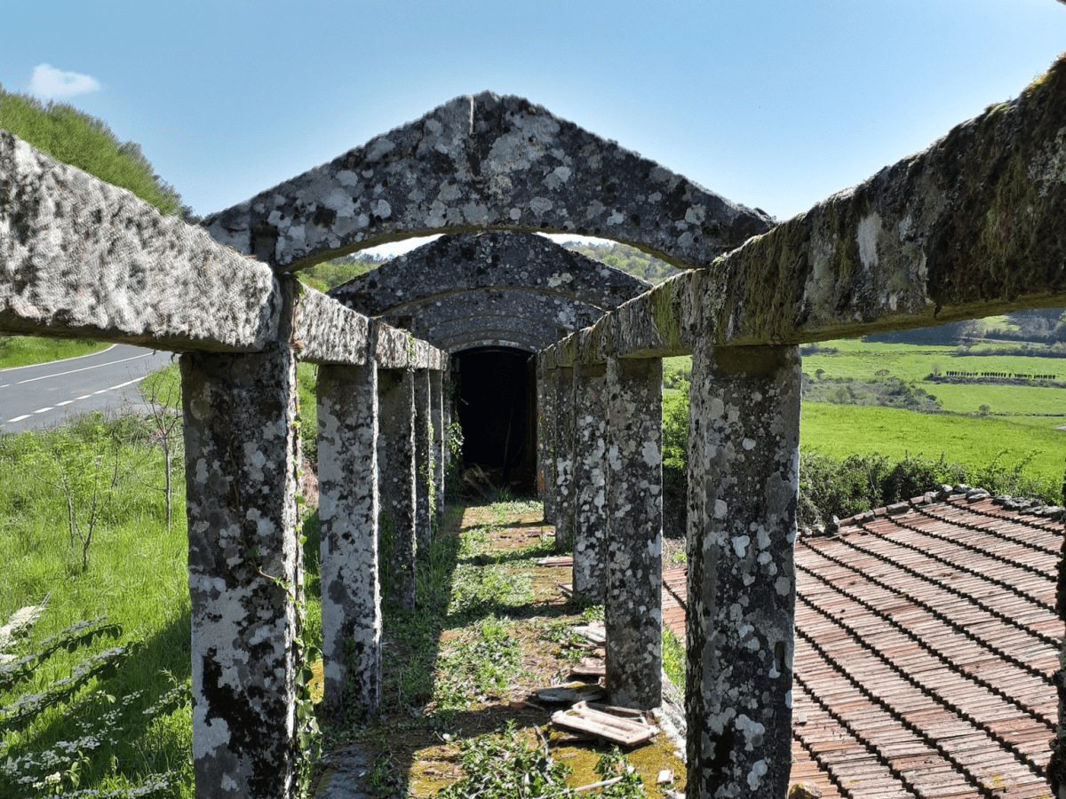 Veciños de Ribela reclaman que se restaure o Hórreo do&nbsp;Cura