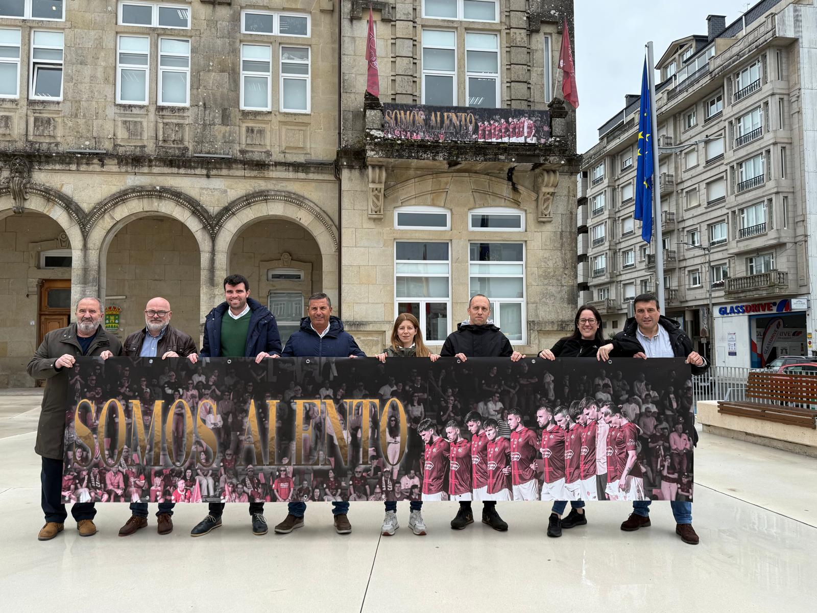 Animar ao Estradense ten premio: o equipo premiará ao balcón mellor decorado