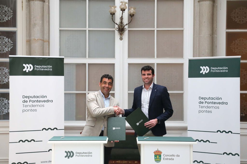 A firma do convenio entre Concello e Deputación, dos últimos pasos antes do inicio da peonalización da&nbsp;Farola