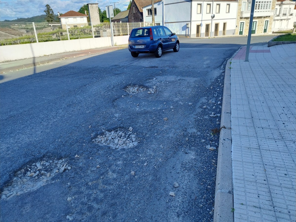 Reices reclama melloras para a estrada do Souto de Vea: “É criminal ter un vial nesa situación”