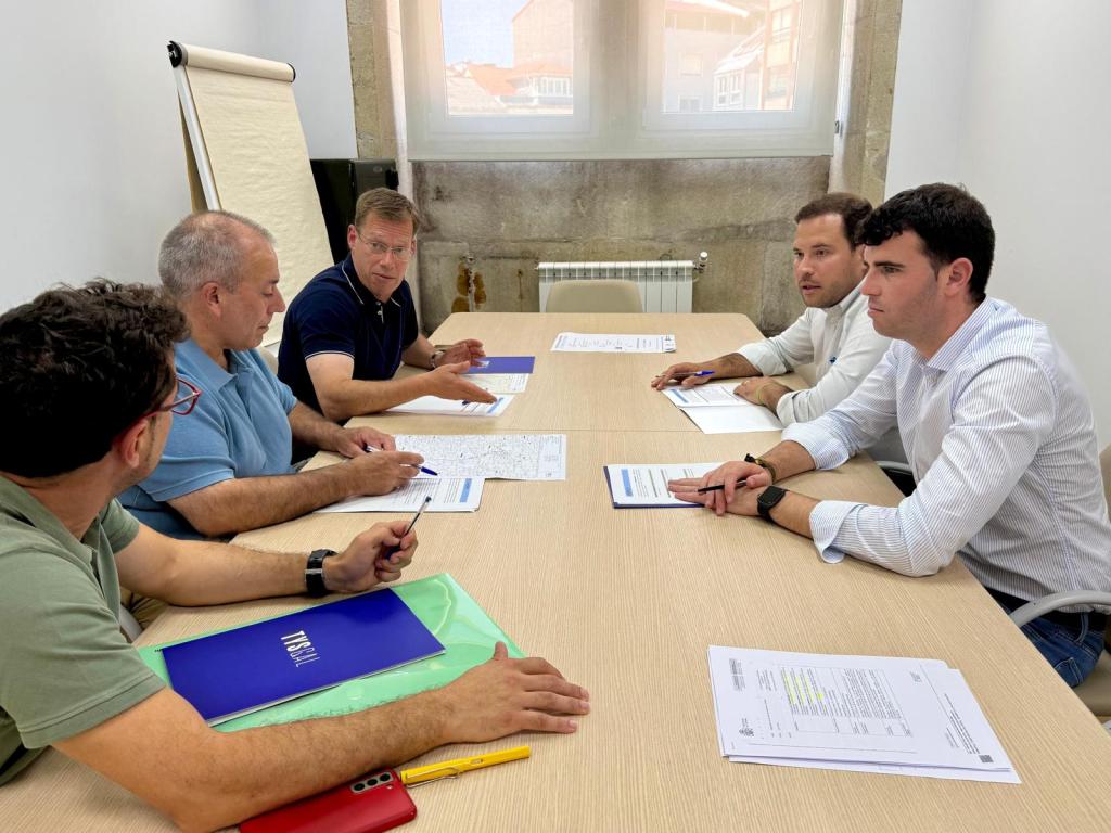 Os alcaldes da Estrada, Cerdedo-Cotobade, Campo Lameiro e A Lama móstranse unidos contra tres novos&nbsp;eólicos