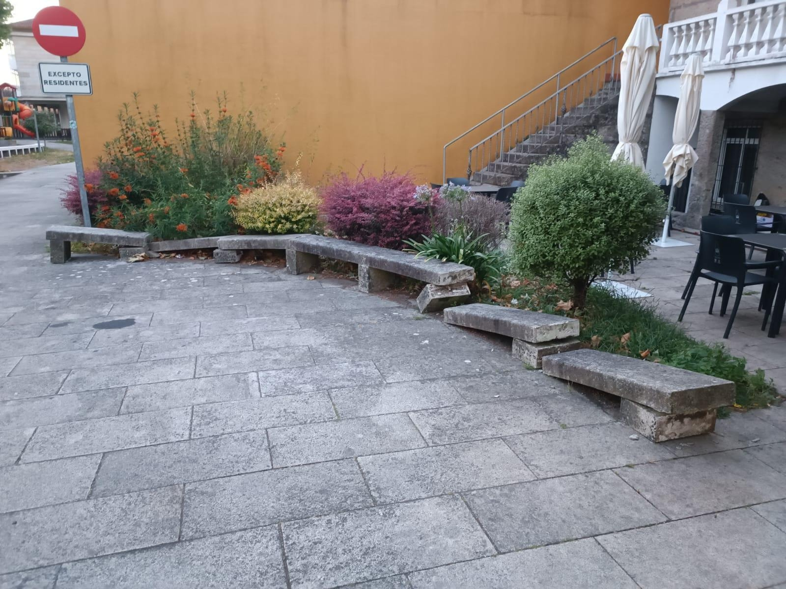 Esnaquizan un banco en Cuntis
