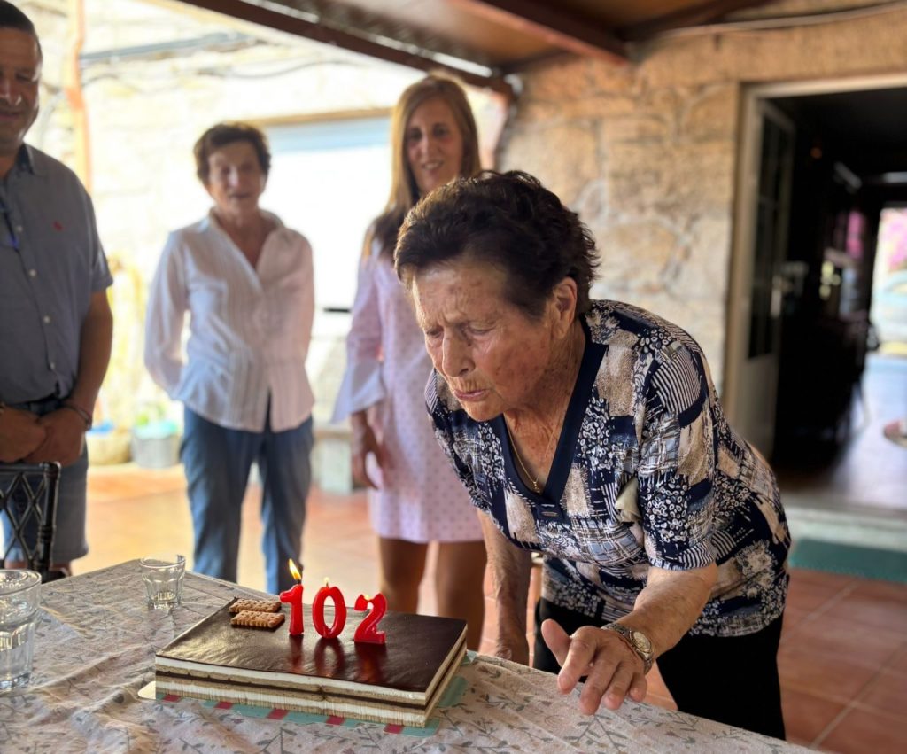 Dolores Barros celebra o seu 102&nbsp;aniversario