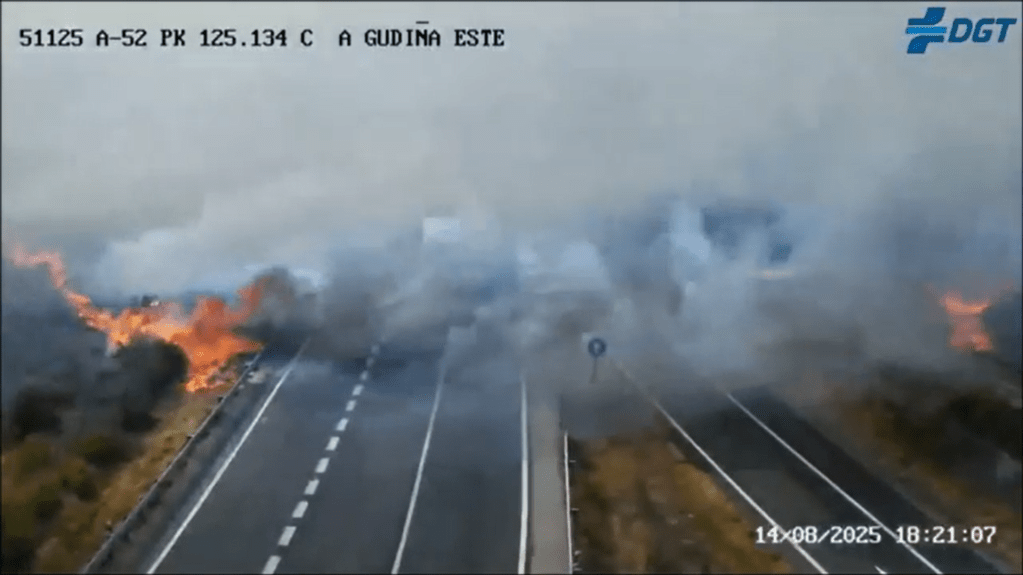 Segue a empeorar a situación en Galicia: duplícase a superficie queimada en 24&nbsp;horas