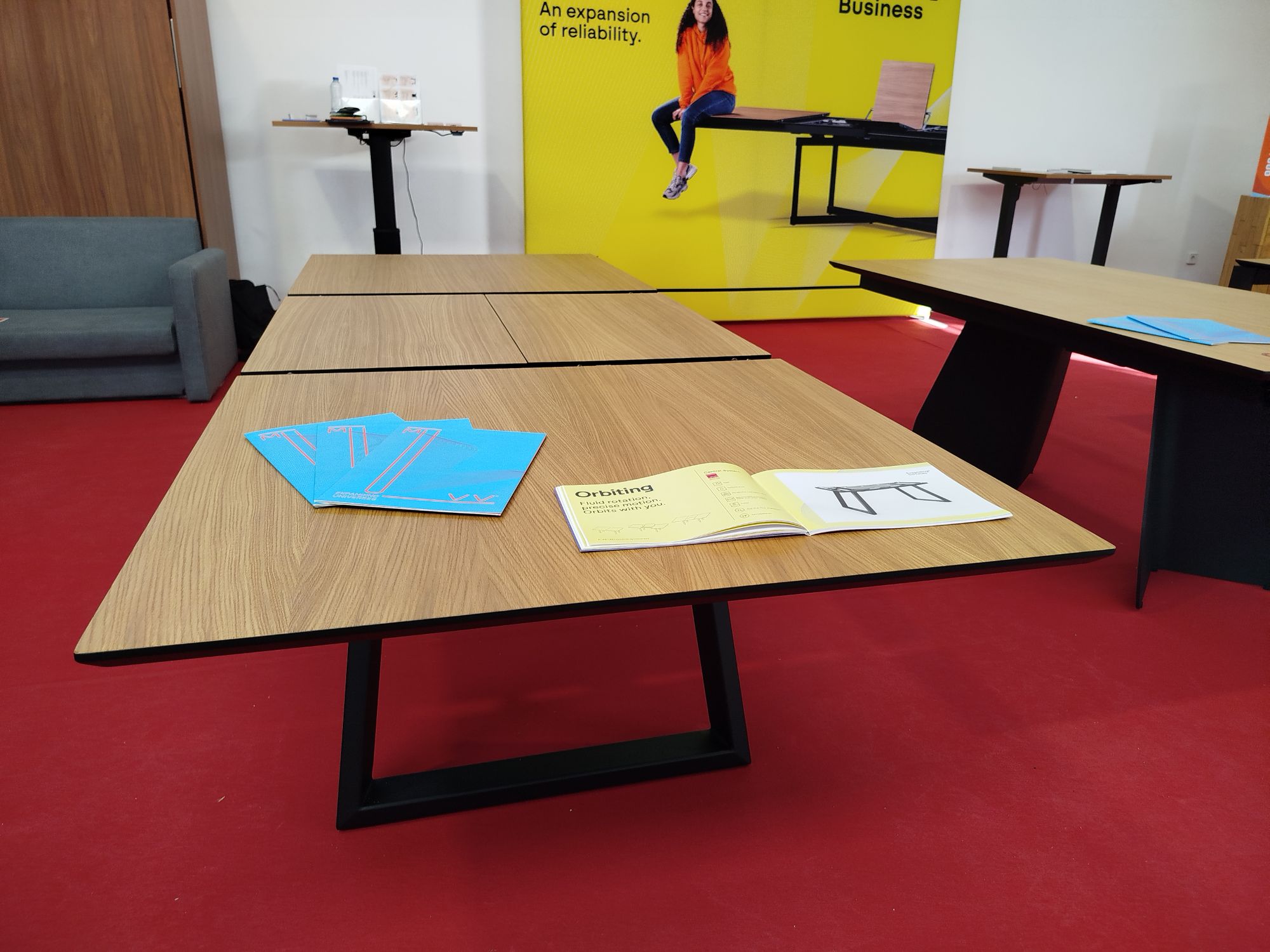 As grandes novidades da Feira do Moble: as mesas extensibles estradenses e os apartamentos modulares