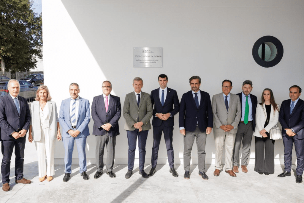 A Estrada inaugura un edificio xudicial “que permitirá traballar con comodidade, modernidade e&nbsp;transparencia”