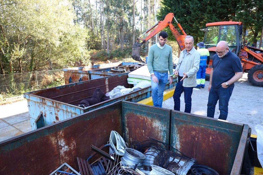 O punto limpo podería abrir polas&nbsp;tardes