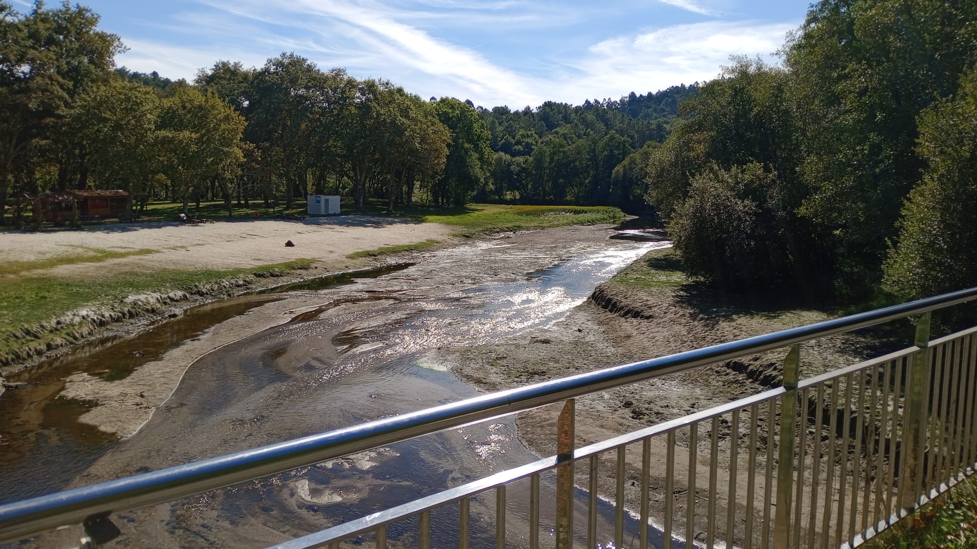 Reices volve reclamar o expediente que avalou a destrución da illa da praia fluvial