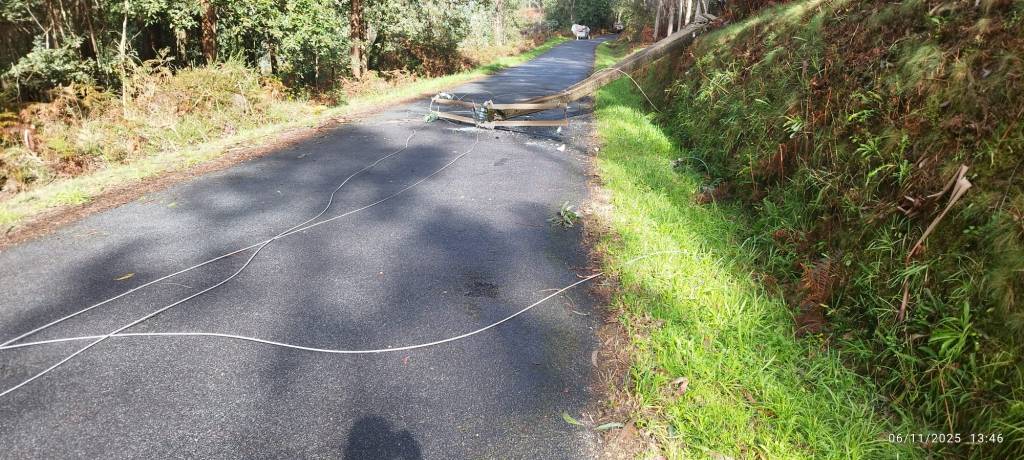 A caída dunha liña eléctrica deixa sen luz a 300 abonados de&nbsp;Arcos