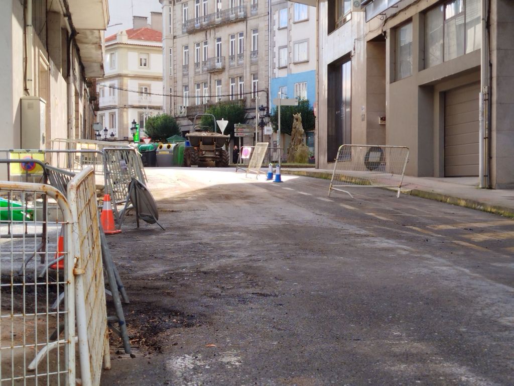 Xoves pecharáse ao tráfico a Rúa 56 e parte da&nbsp;Farola