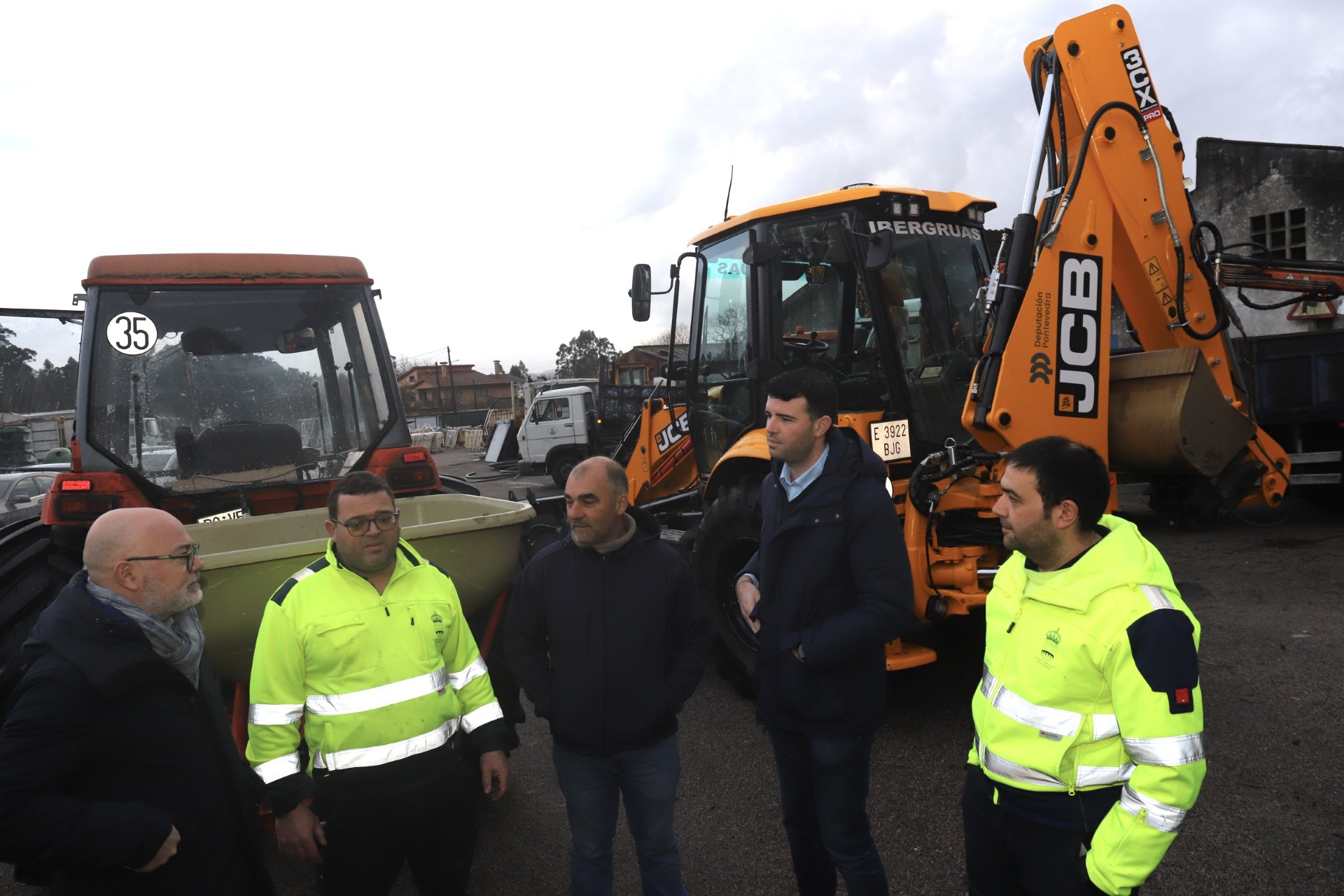 A Estrada fixo acopio de sal para esparexer na rede viaria