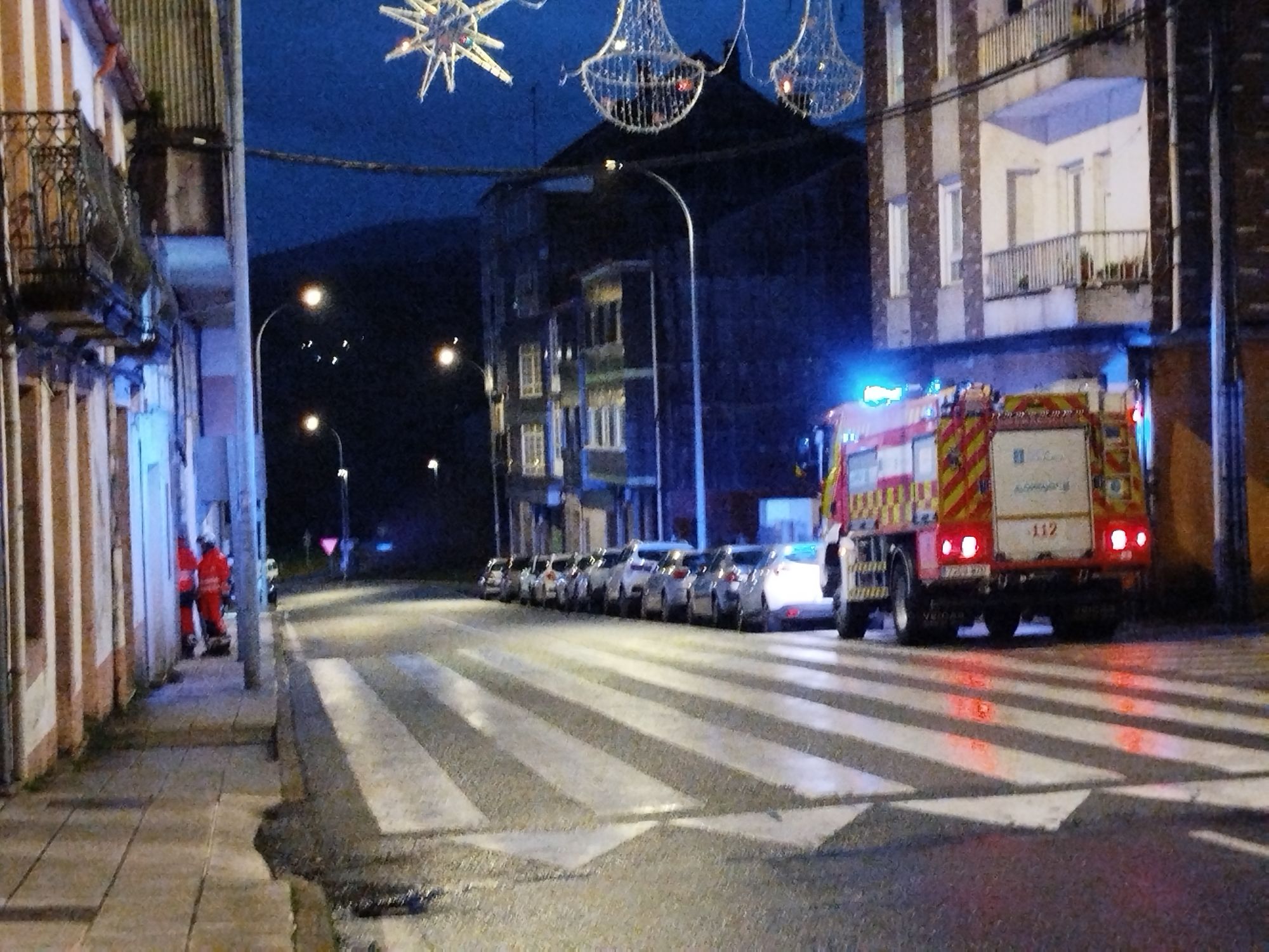 Retiran unha chapa en Pérez Viondi