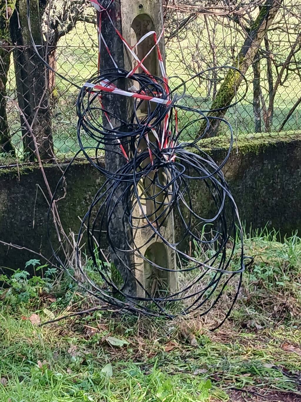 Cable cortado nun farol de Santo André de&nbsp;Vea