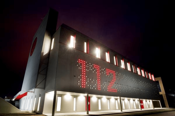 Unha persoa tivo que ser excarcerada tras sufrir un accidente en Loimil