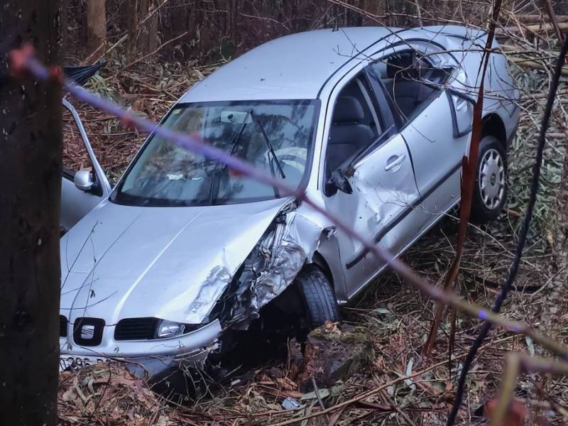 Un ferido tras caer por un terraplén en&nbsp;Mesego