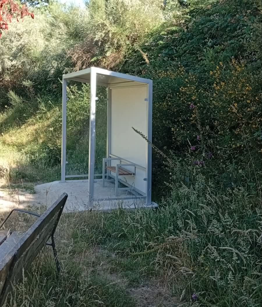 Denuncian o estado de “case abandono” do parque canino